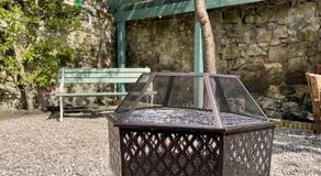 St Margaret's Cottage, Edinburgh - Image 4