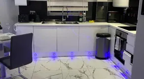 2 Double Bedroom Apartment in Edgware, London - Image 4