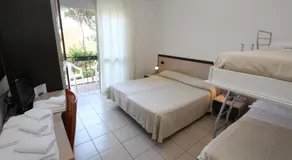 Hotel Laura - Image 2