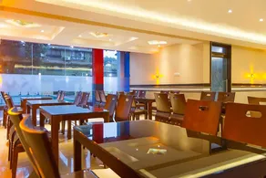 24 Carat Beach Resort - Image 5