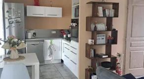 Jolie petite maison tout proche d avignon - Image 5