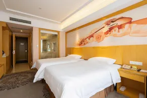 Vienna Hotel Guangzhou North Station Huaguoshan Metro Station - Image 4