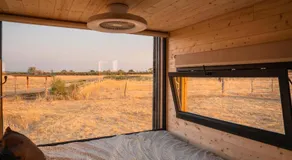 Homnest - Loge insolite au coeur d'un ranch - Balade à cheval - Image 4