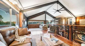Linden Rose Barn - Image 2