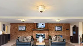 Governor House Inn Arlington/Falls Church - Image 4