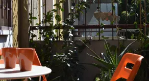 Giovanni's urban retreat - Image 5