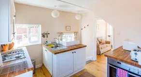 5 Coastguard Cottages - Image 3