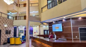Parkview Astoria Hotel - Image 3