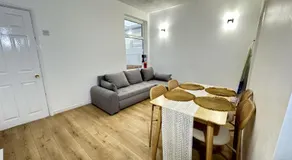 Large double room in Portsmouth - Mayhall Rd - Image 2