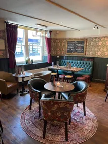 The Fountain Inn - Image 2