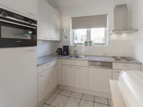 Nice Holiday Home Near Beach - Image 3