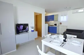 Terrace flat 300 mt from beach - Image 2