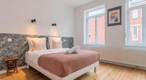 Maison 3 chambres rénovée, proche centre-ville - Image 2