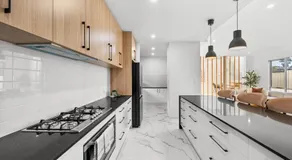 Art Residence - Luxury Coastal Stay in Hillarys - Image 3