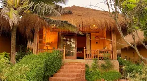 Palm Grove Beach Resort - Image 3