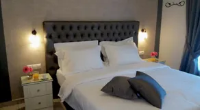 Pansion Irini - Image 2