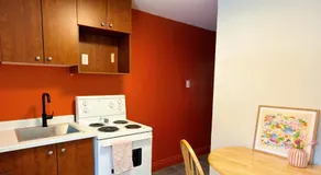Cozy Colorful Condo - near Old Québec - parking - Image 2