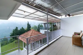 Family Only Large Backyard Villa - De Reiz Kencana Syariah 4BR - Image 5