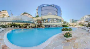 Hotel Waldorf- Premier Resort - Image 3