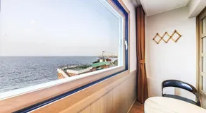 Fantastic Ocean View Sydney Hotel - Image 5