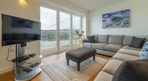 Seaside House - Image 2