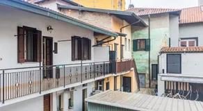 Al Civico 11, nel cuore della piazza principale di Lainate, minimal e confortevole, comodo per Rho Fiera Milano - Image 4