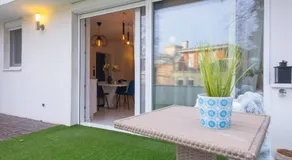 White Rose Hill Luxury Apartment Budapest - Image 5