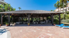 2-bed apartment in Capanes del Golf - Image 2