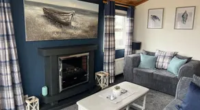 Lake View Lodge - Image 2