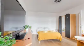 Sunshine Apartment near the City center - Image 2