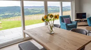 The Annexe, Luxury Property with Hot Tub at Pitilie Pods - Image 2