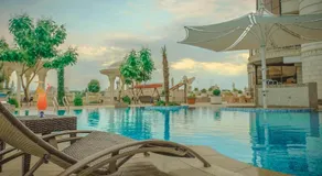 Parliament Palace Hotel - Image 2