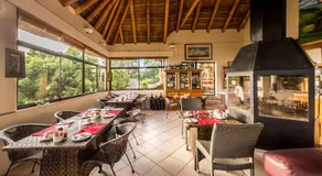 Winelands Villa Guesthouse and Cottages - Image 2