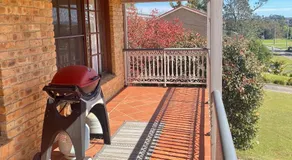 Two Thirds Blue- Pet friendly- 1km walk from Culburra Beach & an indoor fire place & outdoor firepit - Image 3