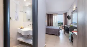 Lagomandra Hotel and Spa - Image 2