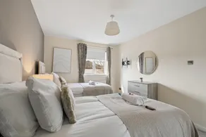 Lees Apartment - Image 2