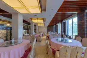Huashan Hot Spring International Hotel - Image 4
