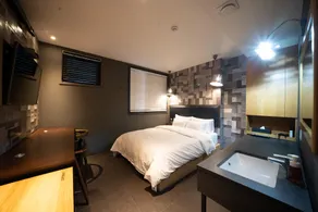 H-AVENUE Hotel Yeoksam - Image 2