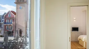 Etoile Luxury Suites - Image 2