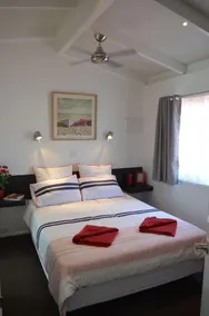 Henty Bay BeachFront Holiday Park - Image 2