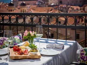 Boutique Hotel Stari Grad - Image 3