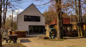 4 Seasons - House - Image 2