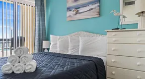 Beautiful 2 Bedroom Apartment in Cherry Grove with Stunning Views Buena Vista 402 - Image 2