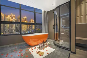 Huayang Jinse Smart Cinema Hotel (Neijiang High-speed Railway North Station Branch) - Image 2