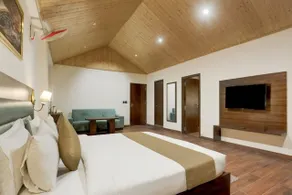 Omavya Hotel Manali - Image 3