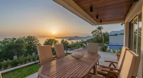 Luxury Villa Crystal Blue - Image 5