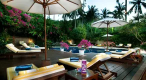 The Water Garden Hotel - Image 2