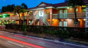 Gables Inn  - Image 4