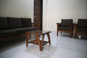 Joy Suites and Hostel - Image 2