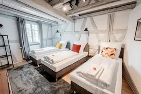 COZY SCHWABACH # frisch renoviertes Fachwerk # 100qm # Modern # Balkon # Netflix - Image 2